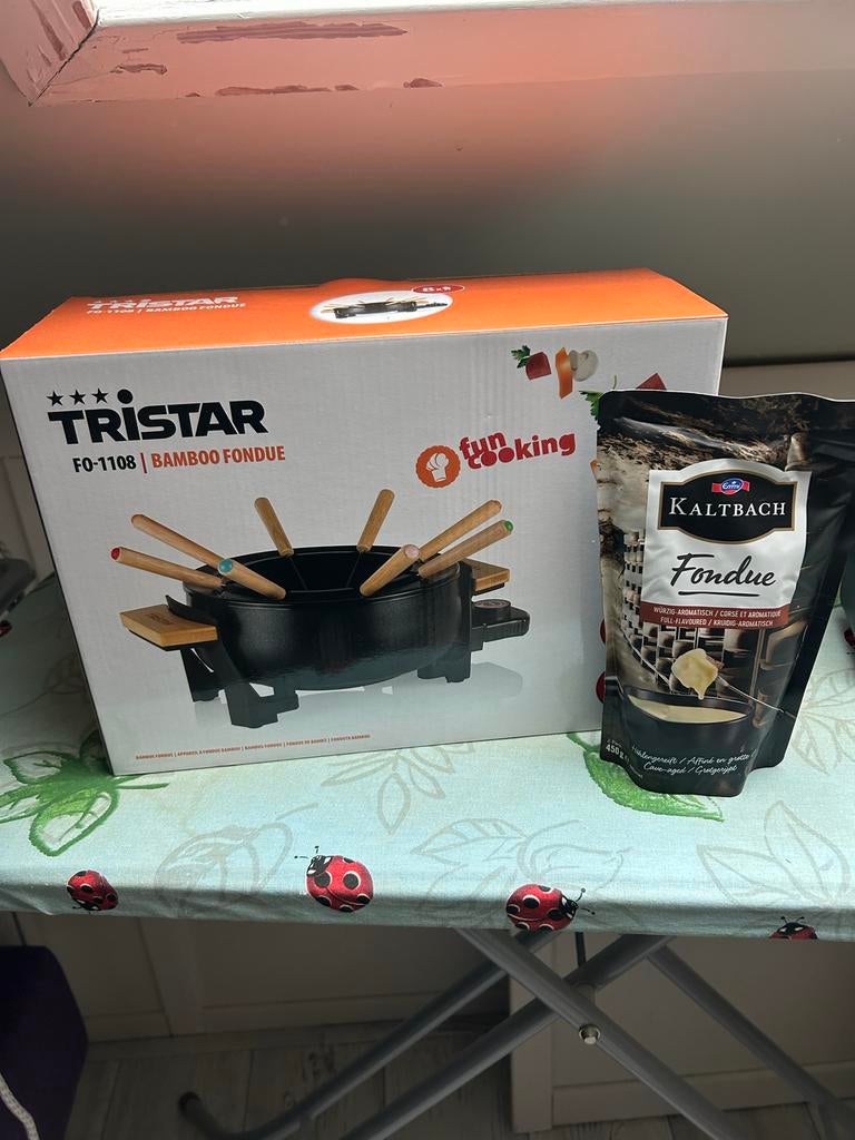 Tristar FO-1108 Bamboe Fondue Set - Nieuwstaat, Ophalen of Verzenden, Nieuw, Elektrisch, Fondueset