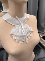 Antieke Jabot, voorzijde 16 cm, rond 43 cm, Antiek en Kunst, Antiek | Kleding en Accessoires, Ophalen of Verzenden