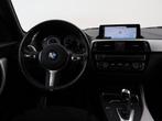 BMW 1-serie 118i AUT8 5-DEURS M-SPORT INTERIEUR + EXTERIEUR, Auto's, 65 €/maand, Gebruikt, Alcantara, Zwart