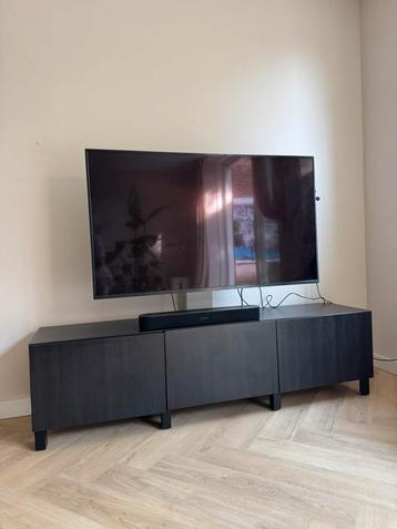 Zwart IKEA TV-meubel – 180 cm – Incl. TV-beugel – Op pootjes