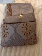 Nieuwe Mukena Gebedskleding met Tasje, Ophalen of Verzenden, Nieuw, Beige, Avondtasje