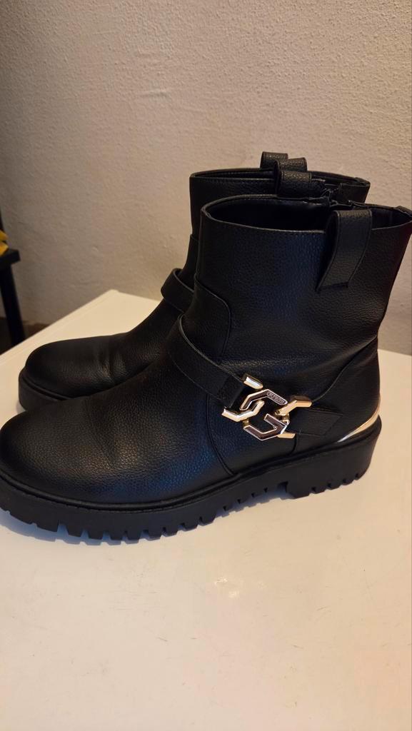 ZGAN Guess Laarsjes Maat 40 met Gouden Details, Kleding | Dames, Schoenen, Zo goed als nieuw, Lage of Enkellaarzen, Zwart, Ophalen of Verzenden