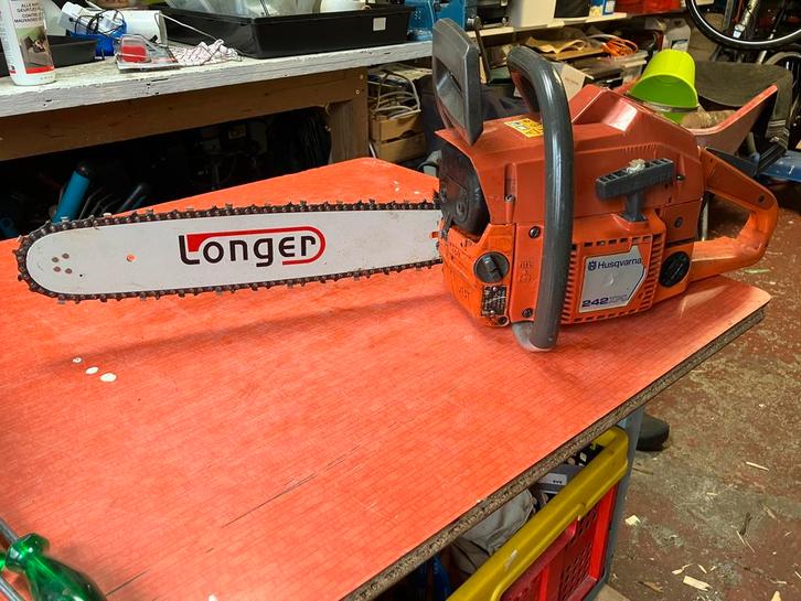 Husqvarna 242 XP, Tuin en Terras, Hand-tuingereedschap, Gebruikt, Ophalen of Verzenden