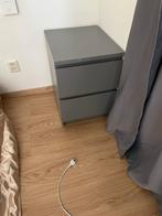 GRATIS IKEA Nachtkastje - 2 Lades, Huis en Inrichting, Ophalen, Overige materialen, Gebruikt, Minder dan 45 cm