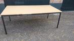 bureau /kantine tafel met zwart frame, Huis en Inrichting, Ophalen of Verzenden, Gebruikt, Bureau