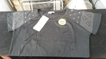 Partij Kleding Dames T-shirts Truitjes 100 stuks beschikbaar voor biedingen