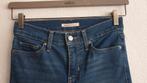 Levi's 314 Shaping Straight Jeans - W26 L32, Blauw, Ophalen of Verzenden, Zo goed als nieuw, W27 (confectie 34) of kleiner