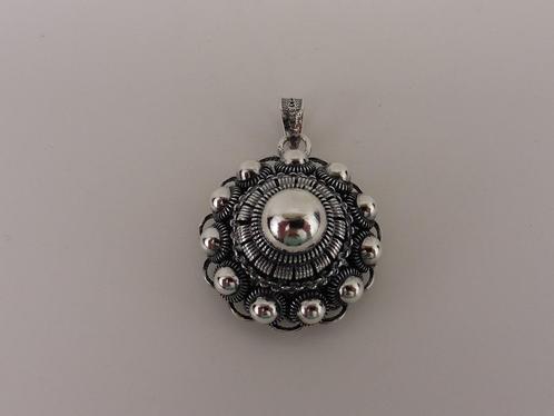 Zilveren hanger Zeeuws                                   Z16, Sieraden, Tassen en Uiterlijk, Kettinghangers, Gebruikt, Zilver