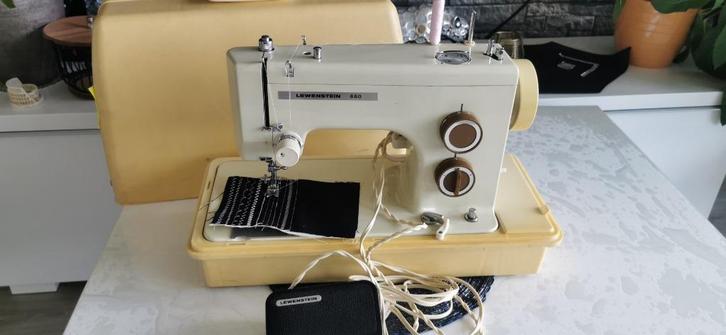Naaimachine LEWENSTEIN 660 werkt goed, Hobby en Vrije tijd, Naaimachines en Toebehoren, Zo goed als nieuw, Naaimachine, Overige merken