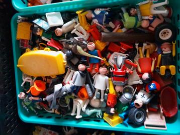2 mandjes  playmobil beschikbaar voor biedingen
