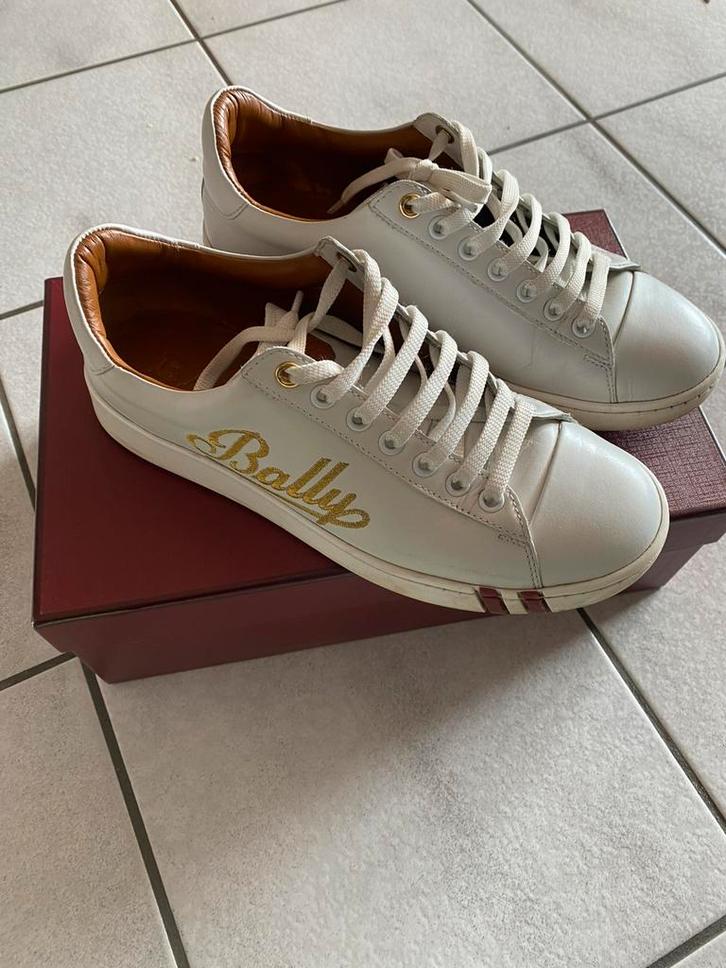 Bally sneakers maat 38, Kleding | Dames, Schoenen, Zo goed als nieuw, Sneakers of Gympen, Blauw, Ophalen of Verzenden
