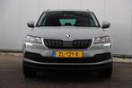 Skoda Karoq 1.0 TSI Ambition Business Navigatie Carplay Andr, Auto's, Voorwielaandrijving, Gebruikt, Met garantie (alle), 19 km/l