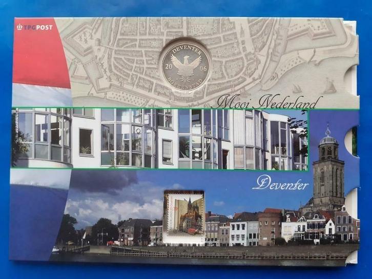 TPG Postmapje Mooi Nederland 2006 - Deventer Boekenstad, Postzegels en Munten, Penningen en Medailles, Overige materialen, Nederland