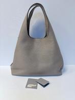 TOM FORD Grijs taupe grote hobo tas bag, Ophalen of Verzenden, Zo goed als nieuw, Grijs, Handtas