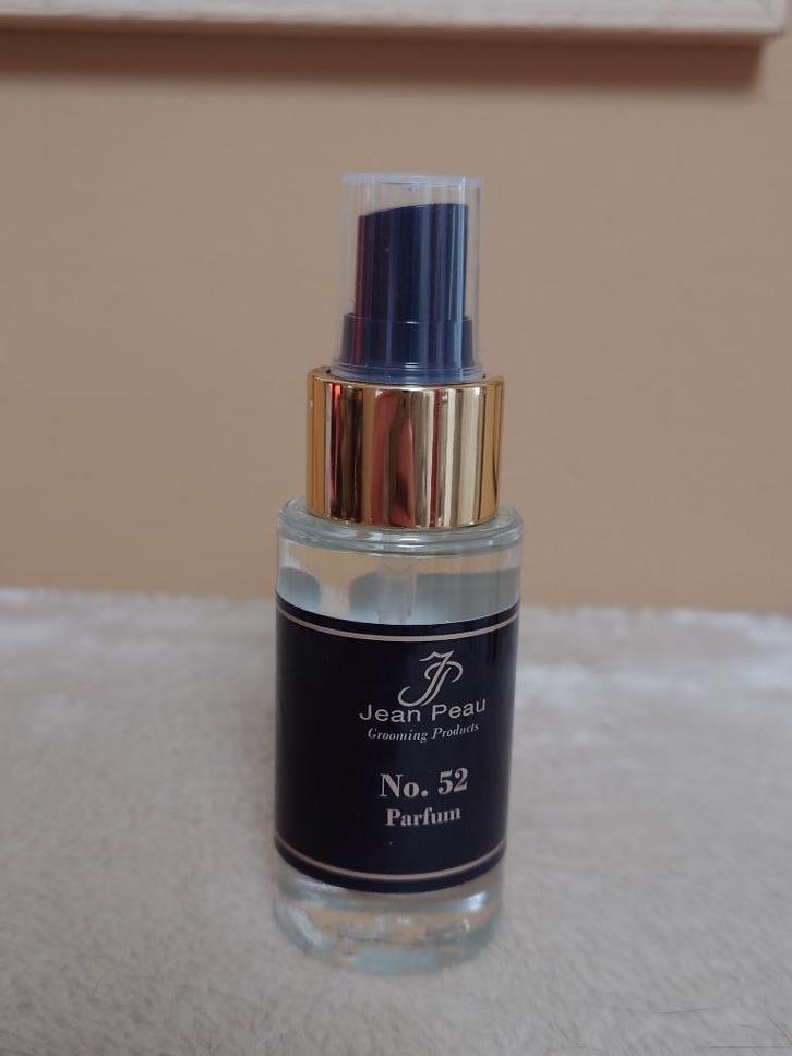 jean peau parfum no. 52 voor de hond, Dieren en Toebehoren, Honden-accessoires, Zo goed als nieuw, Ophalen of Verzenden