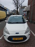 150.000 Ford Ka 1.2 69pk 2012 Wit, Auto's, Voorwielaandrijving, 1242 cc, 4 cilinders, 4 stoelen