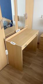 Bureau, Ophalen, Zo goed als nieuw