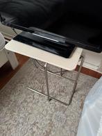 Vintage Bijzettafeltje - Retro Hip, Gebruikt, Metaal of Aluminium, 55 tot 75 cm, Rechthoekig