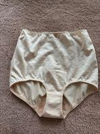 Triola Slip - Maat 90, Ophalen of Verzenden, Beige, Slip