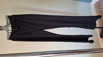 Broek beschikbaar voor biedingen