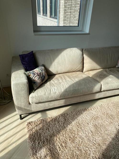 4 zits bank beige, Huis en Inrichting, Banken | Sofa's en Chaises Longues, Zo goed als nieuw, 75 tot 100 cm, Leer, Ophalen