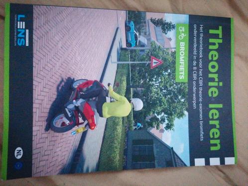 Scooter theorie boekjes, Motoren, Handleidingen en Instructieboekjes, Overige merken, Ophalen of Verzenden