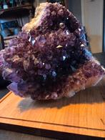 Amethist Geode, Verzamelen, Mineralen en Fossielen, Ophalen of Verzenden, Mineraal