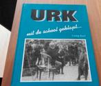 Urk uit de school geklapt, Boeken, Geschiedenis | Stad en Regio, Ophalen of Verzenden, 20e eeuw of later, Zo goed als nieuw