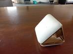 Mooie compacte reiswekker. 2 jewels, Ophalen of Verzenden, Zo goed als nieuw, Analoog, Wekker of Tafelklok