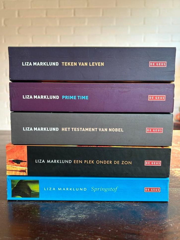 5x Liza Marklund voor €15,-, Boeken, Thrillers, Zo goed als nieuw, Nederland, Ophalen of Verzenden