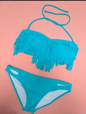 Blauwe fringe bikini beschikbaar voor biedingen