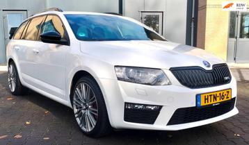 Skoda Octavia Combi 2.0 TSI RS DSG Automaat Navi Stoelverwar beschikbaar voor biedingen