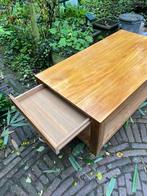 Hardhouten salontafel, zo goed als nieuw!, Huis en Inrichting, Tafels | Salontafels, 50 tot 100 cm, Minder dan 50 cm, 100 tot 150 cm