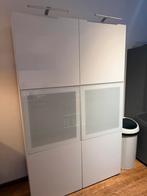 Ikea Besta Kast met Verlichting en Glasplaten, Ophalen, Met deur(en), Zo goed als nieuw, Minder dan 150 cm