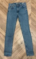 Levi spijkerbroek, Blauw, Ophalen of Verzenden, Zo goed als nieuw, W27 (confectie 34) of kleiner