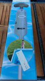 Oplaadbare Handstofzuiger voor Zwembad - Intex PureSpa, Tuin en Terras, Zwembad-toebehoren, Ophalen of Verzenden, Zo goed als nieuw