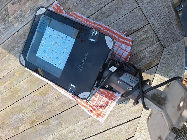 Norton KFA led 84 4000LM terreinverlichting, Tuin en Terras, Buitenverlichting, Zo goed als nieuw, Aluminium, Minder dan 50 watt