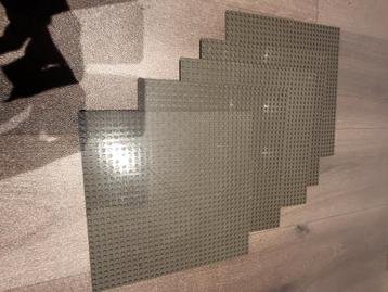 Lego grondplaten 32x32 vijf stuks beschikbaar voor biedingen