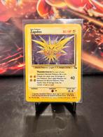 Zapdos fossil Holo, Ophalen of Verzenden, Zo goed als nieuw, Meerdere kaarten