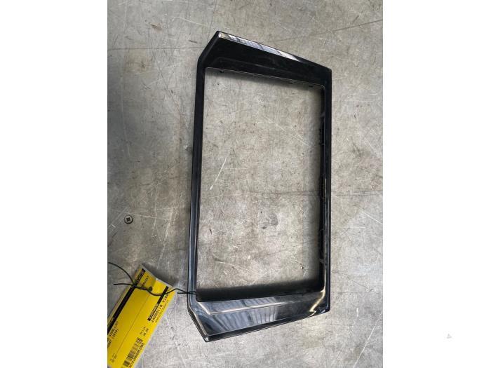 Dashboard sierlijst van een Volkswagen Passat, Auto-onderdelen, Dashboard en Schakelaars, Volkswagen, Gebruikt, 3 maanden garantie