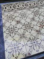9,2m2 antieke wandtegels 12x12 zacht gele ondergrond BOCH, Ophalen