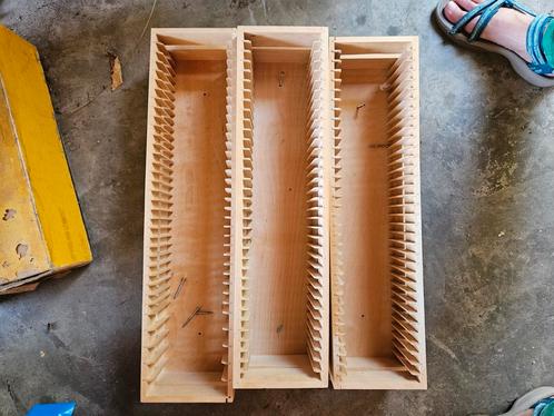 3 houten CD rekjes, Huis en Inrichting, Woonaccessoires | Cd- en Dvd-rekken, Gebruikt, Cd's, 75 tot 150 discs, Hout, Ophalen