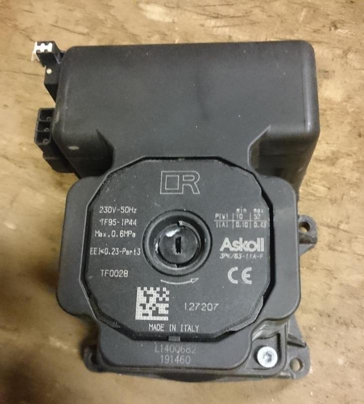 Pomp Grundfos Wilo Vaillant Bosch DAB, Doe-het-zelf en Verbouw, Verwarming en Radiatoren, Gebruikt, Cv-ketel of Combi-ketel, Minder dan 200 watt