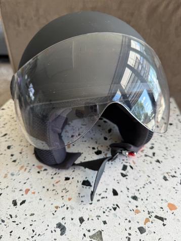 Brommer motor helm Small 55-56 cm zwart beschikbaar voor biedingen