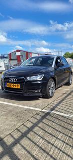 Audi A1 1.0 Tfsi 70KW Sportback 2016 Zwart, Auto's, Voorwielaandrijving, A1, Euro 6, 95 pk
