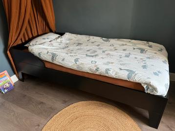 Woood Dian 1 pers ledikant/bed, zwart, 90x20 (nieuwstaat) beschikbaar voor biedingen