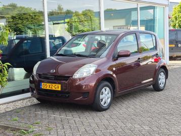Daihatsu Sirion 2 1.0i Airco 2007 Rood 26.000km 1e eigenaar beschikbaar voor biedingen