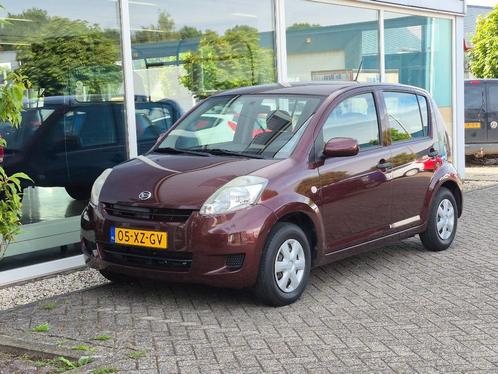 Daihatsu Sirion 2 1.0i Airco 2007 Rood 26.000km 1e eigenaar, Auto's, Daihatsu, Bedrijf, Sirion, ABS, Airbags, Airconditioning