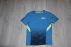 Sportshirt voor een jongen met korte mouwen – Maat 134 / 140, Ophalen of Verzenden, Zo goed als nieuw, Jongen, Sport- of Zwemkleding