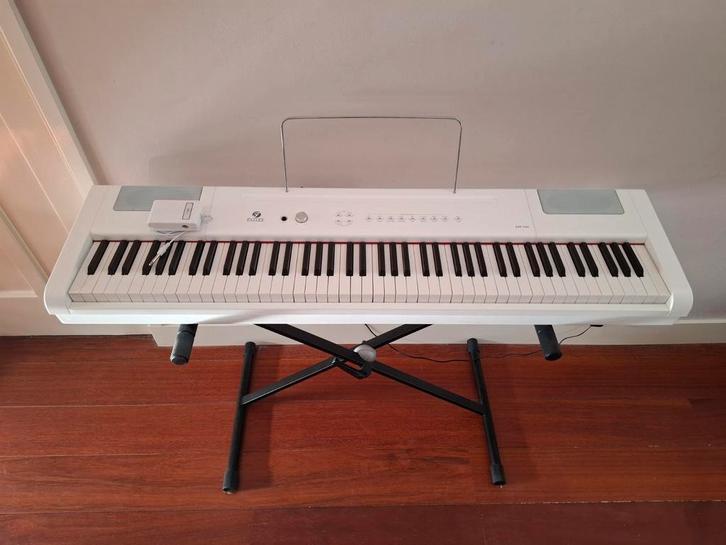 Digitale piano Fazley FSP-500, Muziek en Instrumenten, Piano's, Zo goed als nieuw, Wit, Ophalen